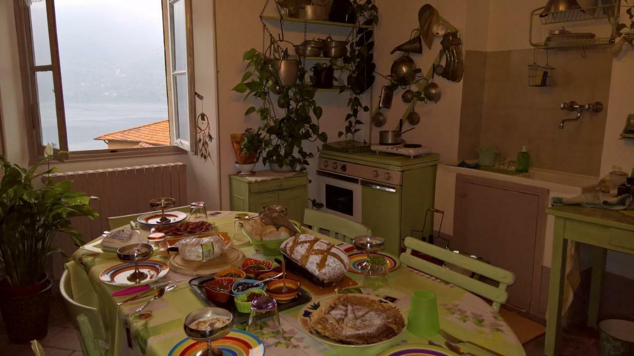 B&B "A Casa Di Camilla" Carate Urio Exteriér fotografie